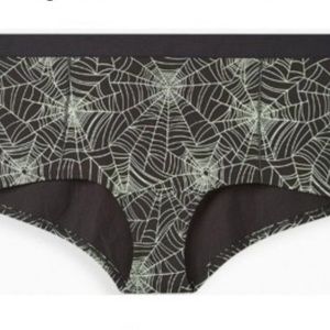 Torrid NWT Halloween boy-shorts size 0